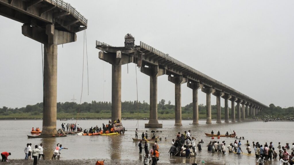 Vadodara Bridge Collapse